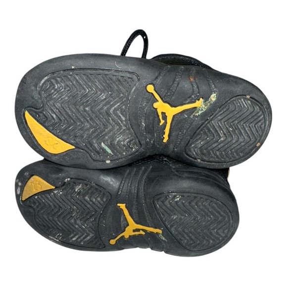 Air Jordan 12 Retro toddler “Black Taxi" sneakers size 7C - Picture 4 of 7